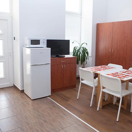 Cute Downtown Studios Budapest Bagian luar foto