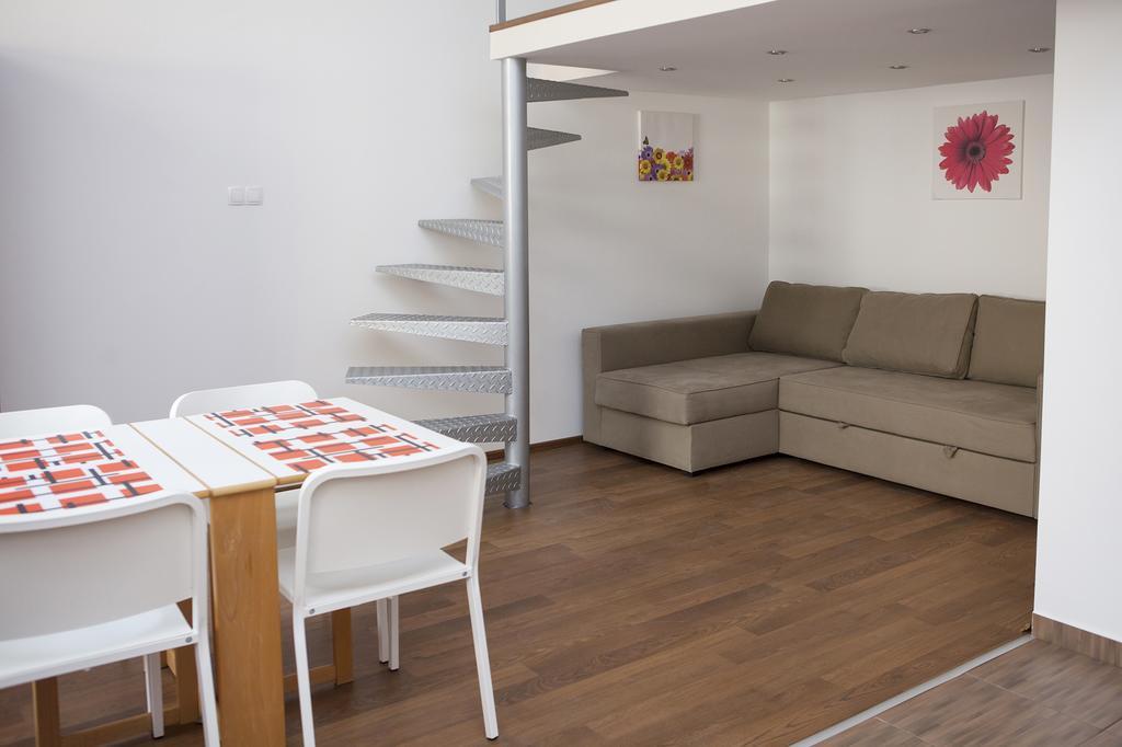 Cute Downtown Studios Budapest Bagian luar foto