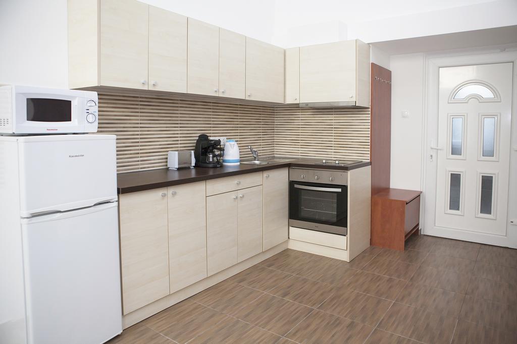 Cute Downtown Studios Budapest Bagian luar foto