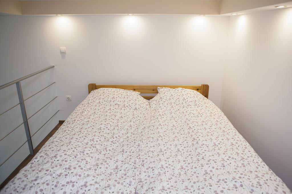Cute Downtown Studios Budapest Bagian luar foto