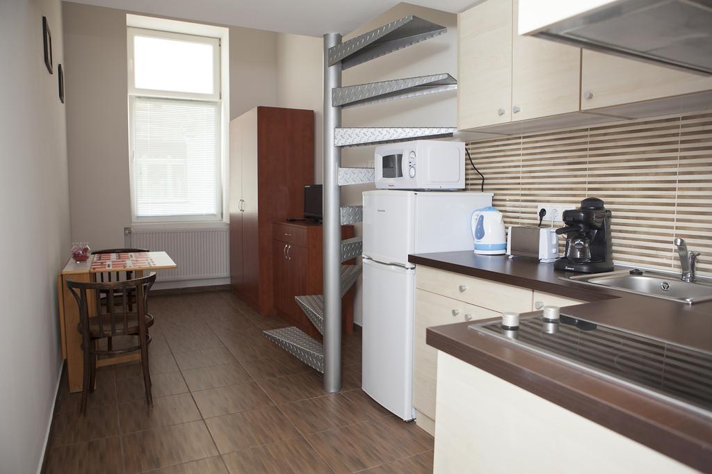 Cute Downtown Studios Budapest Bagian luar foto