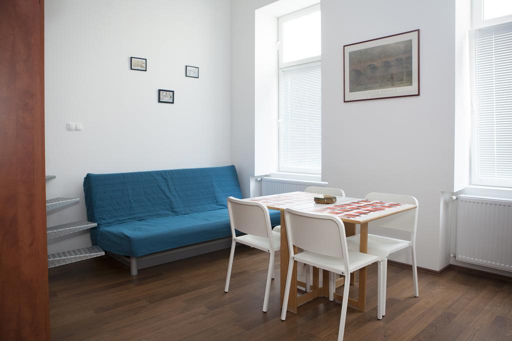 Cute Downtown Studios Budapest Bagian luar foto